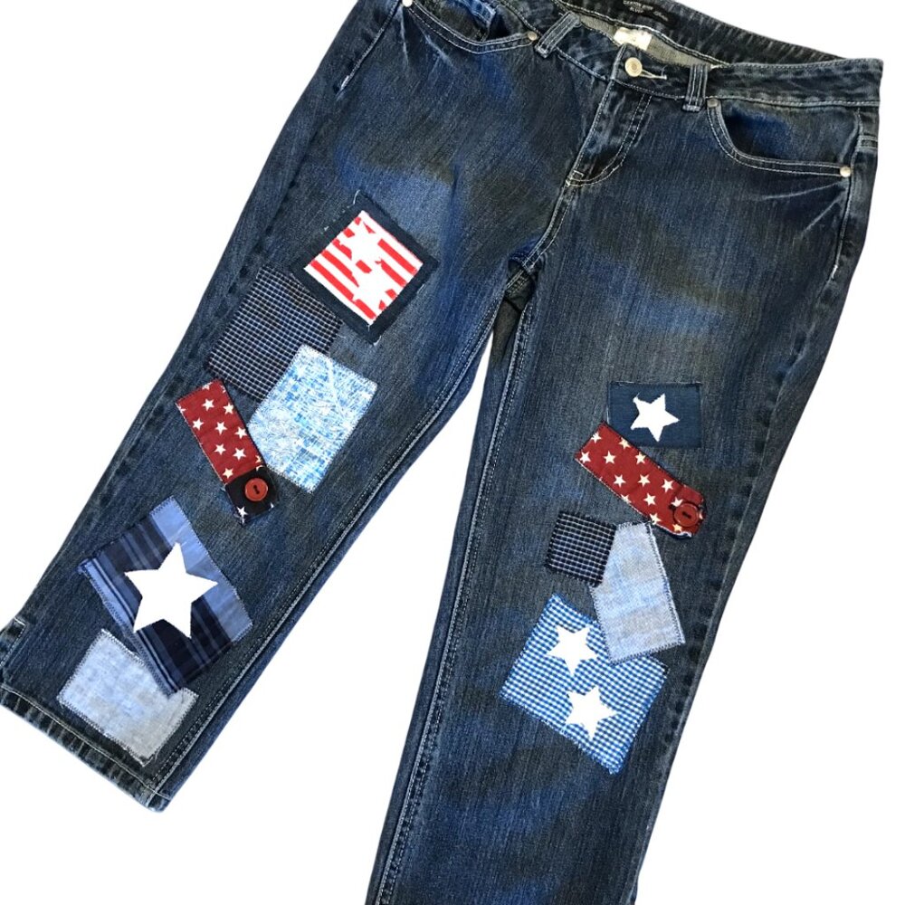 Upcycled Patchwork Capris Denim Shorts, Patriotic Star Patches, Size 10 Petite - Picture 13 of 13